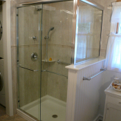 Glass shower with handheld showerhead
